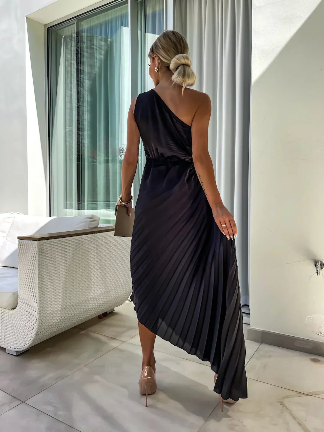 Lizbeth - Kleid mit Blumen Schultern